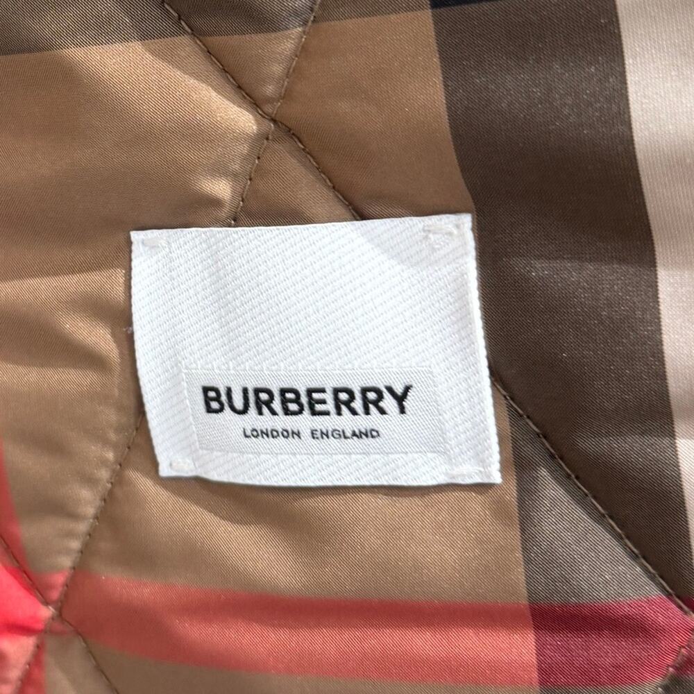 Burberry Tan Quilted Hooded Jacket Medium - Picture 6 of 10